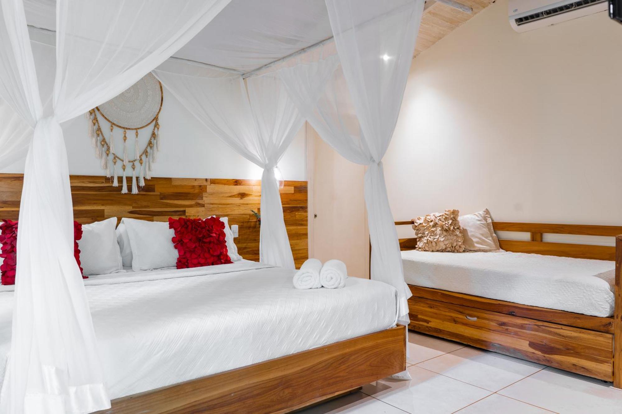 Banana Beach Bungalows Playa Santa Teresa  Екстериор снимка