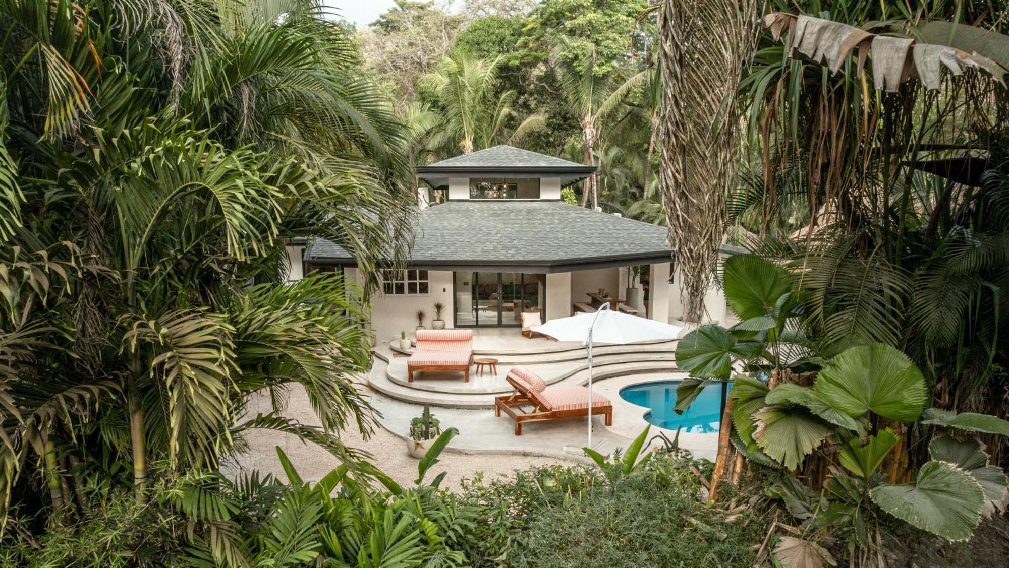Banana Beach Bungalows Playa Santa Teresa  Стая снимка